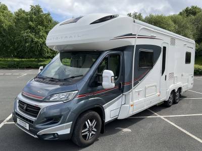 Auto - Trail Comanche S - 2017 - 6 berth - 4 belt - motorhome FOR SALE
