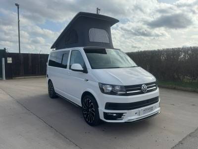 Volkswagen Transporter H-Line T28 4 Berth 5 Belts