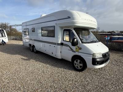 Autotrail Arapaho SE, 4 Berth, Rear Lounge, Solar Panel,