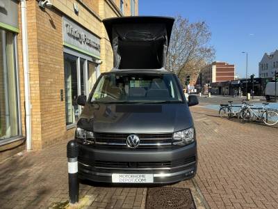 VW TRANSPORTER SWB T6 HIGH LINE DSG SOLAR INVERTER EURO 6 204 PS TOP SPEC