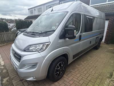Sun living V60ps Automatic 2 belts, transverse bed motorhome for sale