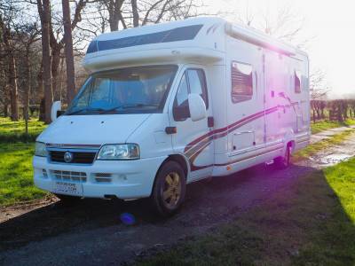 Swift Kontiki 660, 2 Berth, 4 Belt, Fixed Bed, Twin Leisure Batteries & Solar