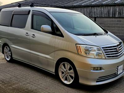 Toyota Alphard camper 2004 2.4D auto 161k 2 berth 5 belts