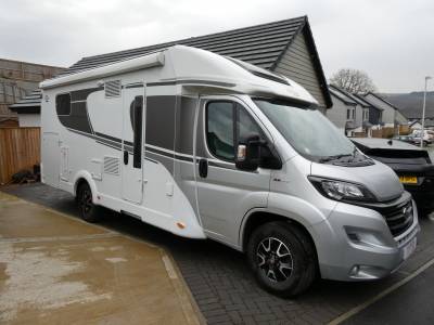 Carado T447 4 berth fixed beds large garage motorhome for sale