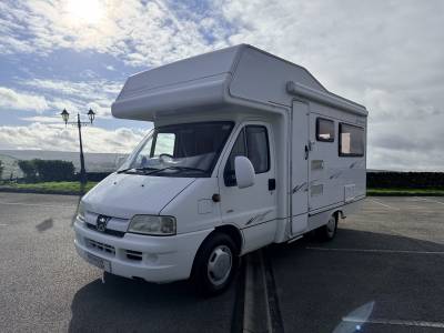 Elddis Autoquest 400 2/4 Berth 2 Belts Low Mileage