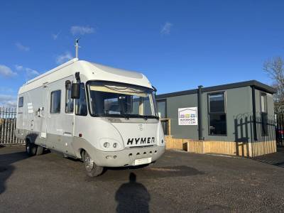 2004 Hymer S820
