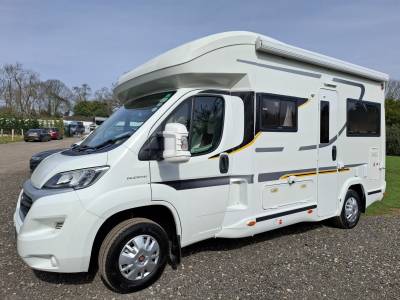 Benimar Mileo 202. 2015. Spacious lounge in a compact motorhome.