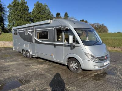 2013 Burstner Elegance i810 4 Berth 4 Belt Rear fixed bed Motorhome for sale