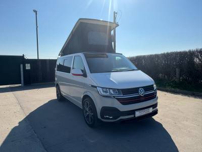 Volkswagen Transporter T28 Highline 4 Berth 5 Belts