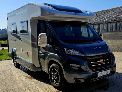 RollerTeam T-Line 590 Auto motorhome 4 berth/belts 10k 3.5T garage awning