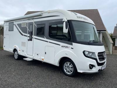 2020 RAPIDO M96 A-CLASS MERCEDES MOTORHOME ISLAND BED