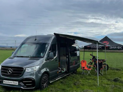 Mercedes Sprinter Race van, 2 bikes, outstanding