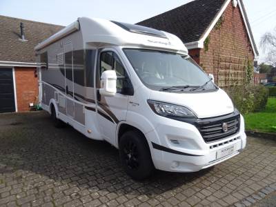 Sunlight T69L Three berth four seatbelt 17000 miles 2017