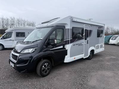 Elddis Autoquest 155 Platinum 4 Berth Rear Fixed Bed 2022 Motorhome For Sale 