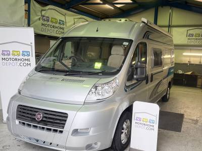 2009 Trigano Tribute 650 2 berth 3 Travelling Belts Rear Kitchen / Bathroom