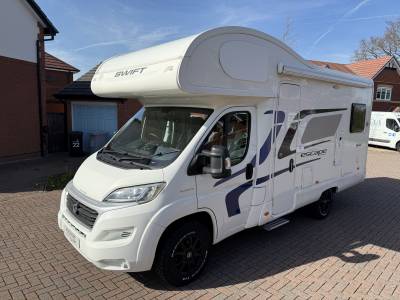 Swift Escape 644 4 berth/belt U shaped lounge family motorhome for sale