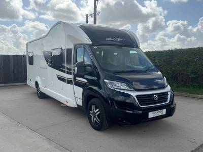 Swift Bessacarr 596 6 berth 6 belts U Shape Lounge