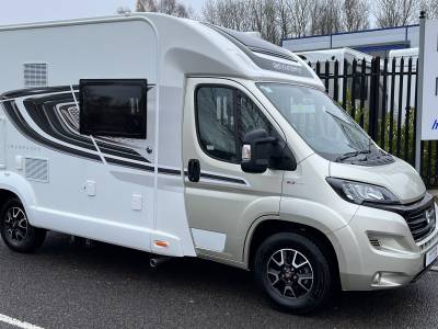 Swift escape 604C | Automatic | 3500kg | Under 6m length |