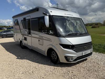 Adria Sonic Supreme 700SL, Fixed Rear Bed, Garage, Auto Levelling, Low Mileage