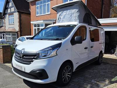 Renault Traffic Autocraft Conversion - Rock & Roll Bed - 2016 - FOR SALE