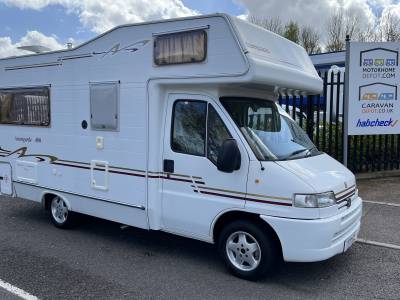 Compass Avatgarde 400 | 4-berth | U-shaped End Lounge | 3200kg | 