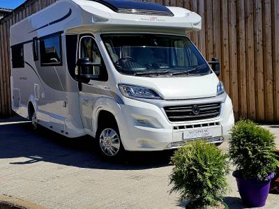 Roller Team Auto Roller 747 motorhome 2021 6 berth 5 belts 33k 3500kgs 7.4m 