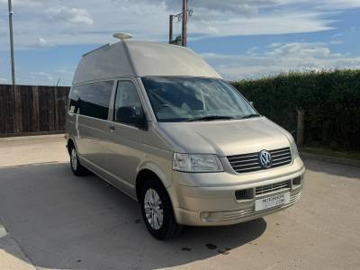 Volkswagen Transporter T30 TDI long wheel base Hightop 2 Berth 5 Belts