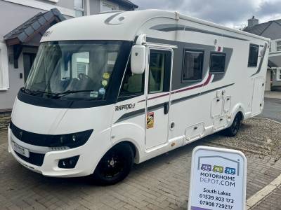 Rapido 8096DF Premium 2018 Auto 4 belts 4 berth Air Suspension ALDE Arctic Comf+