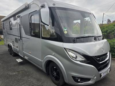 2021 HYMER B-MLI 880  4-BERTH - 4-BELT - HAB A/C - SELF-LEVELLING - SUPERB