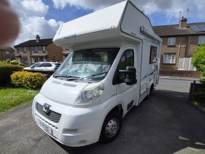 Elddis Atoquest 100 4 Berth 4 Belt End Kitchen.