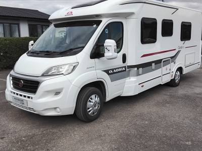 Adria Coral Axess S670SL, 1 owner,  3 berth, 4 seat belt Motorhome