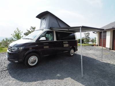 Volkswagen T5.1 Transporter, T28/102, SWB, Highline, Pop-top, 5 Belt, 4 Berth