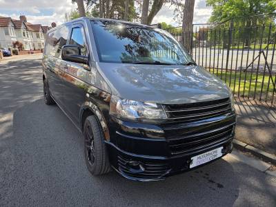 2005 VW T5 CAMPERVAN  2-BERTH - 5 BELT - 2.5 ENGINE - CLEAN VAN