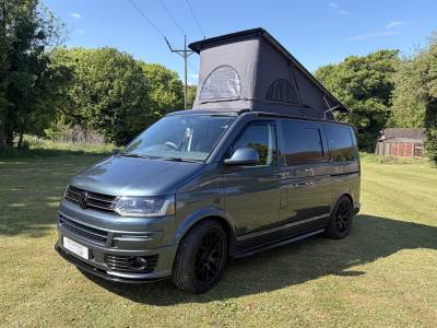 VW Transporter T5 Campervan