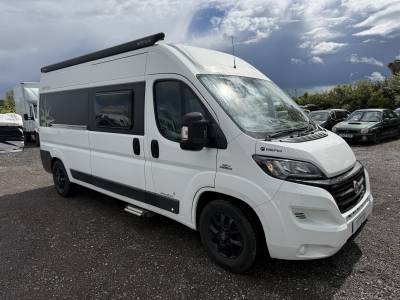 Westfalia Amundsen 600D 4 berth 4 seatbelt  off-grid campervan for sale