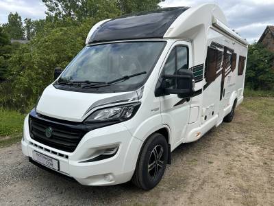 Bessacarr 496 For Sale 6 Berth, 6 Belts, Tow Bar, Electric Bed, Solar, Bike Rack