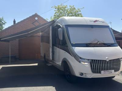 CARTHAGO CHIC C LINE 4.9 LE L SUPERIOR A-CLASS AUTO Motorhome for Sale