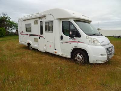 Rapido 7099F 4 berth 4 belts 2008