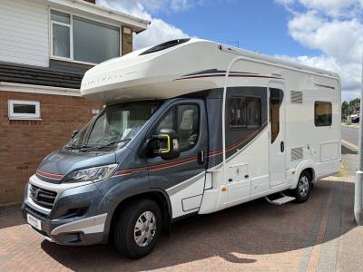 Autotrail Tracker FB