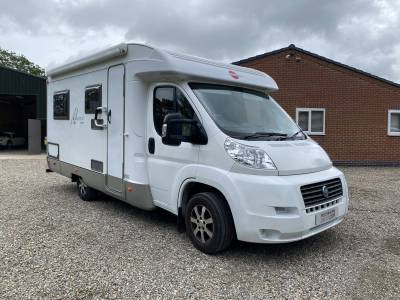 2009 Burstner Marano T595