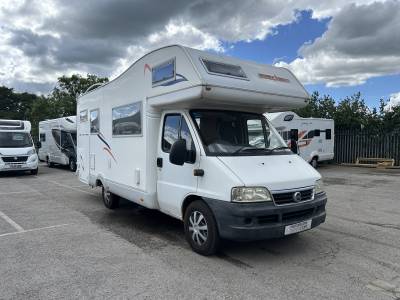 2006 CI Riviera 181G