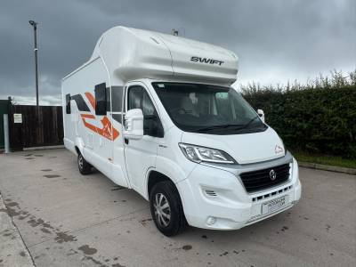 Swift Edge 494 Island Bed 4 Berth 4 Belts