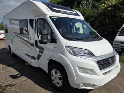 2019(69) SWIFT ESCAPE 674 6-BERTH - 5-BELT - UPGRADE SOLAR/INVERTER - HAB AC
