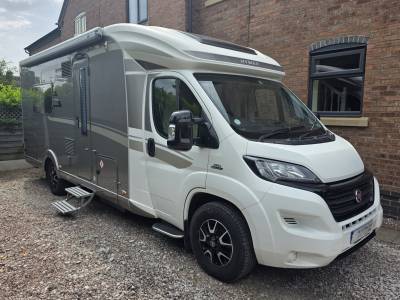 2015 Hymer T668 SL AUTOMATIC 4 Berth 4 Belt Motorhome For Sale