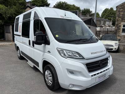 GlobeCar Roadscout R 3-4 Berth, 4 Belts, 1 Owner, Low Mileage