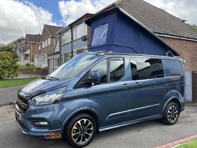 Ford Transit Custom Vantastic 4 berth, belt pop top With Automatic Gearbox