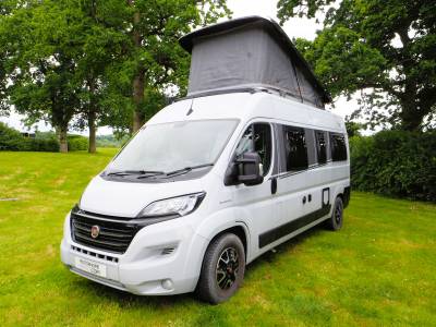 Carado CV600, 4 Berth, 4 Belt, Fixed Bed, PopTop, Low Miles, Gas-Low