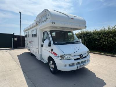 Autocruise Suntor Sarasota 6 Berth 4 Belts