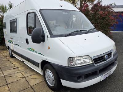 2005 TRIGANO TRIBUTE  2-BERTH - 3-BELT - VERY CLEAN