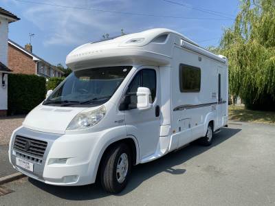 Bessacarr E630, low mileage, spacious lounge, 2 owners